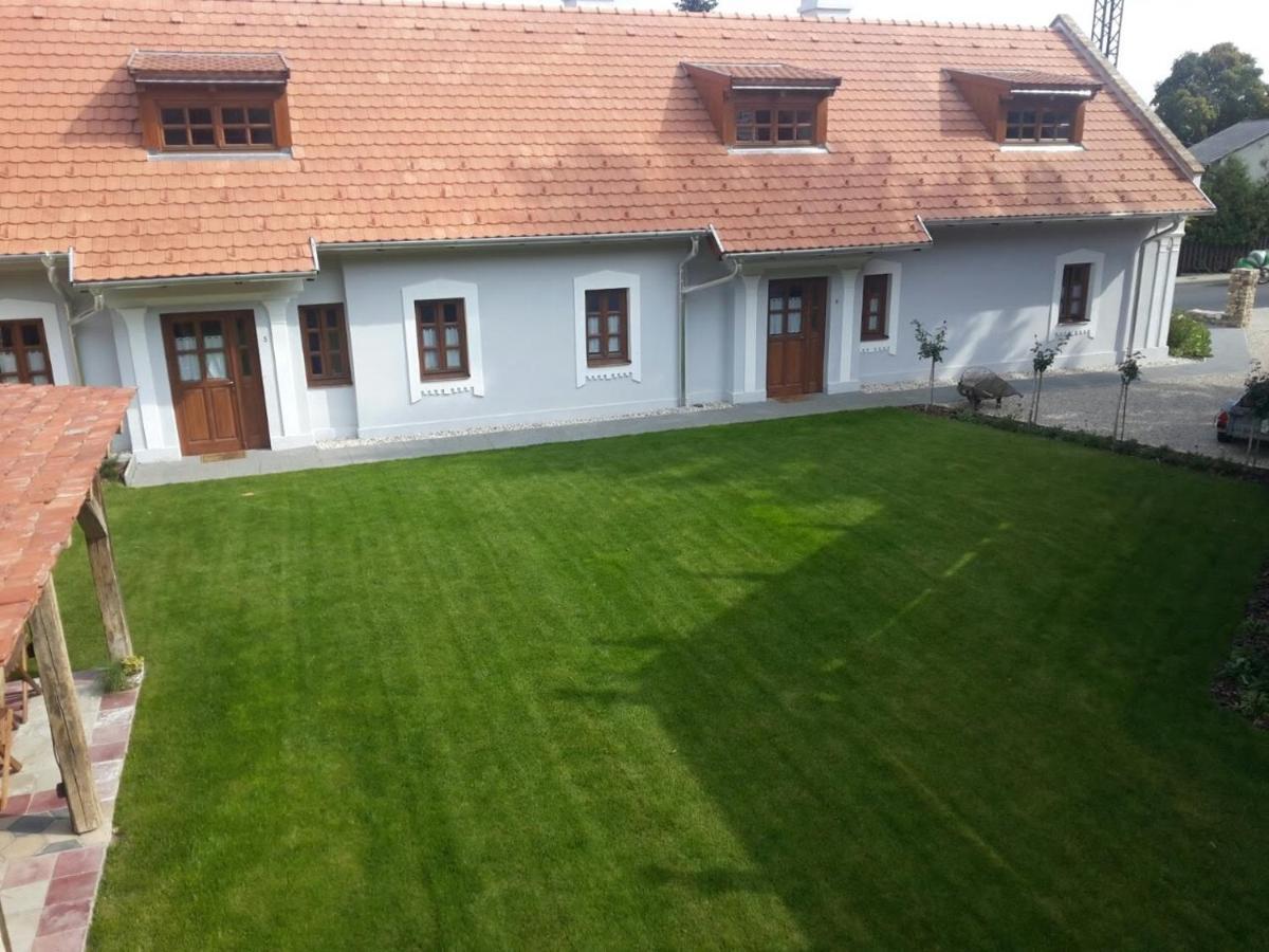 Aracsi Vendeghaz Hotell Balatonfüred Exteriör bild