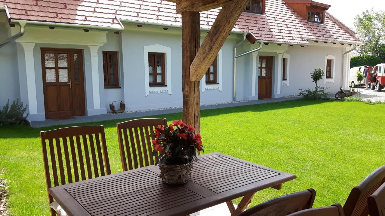 Aracsi Vendeghaz Hotell Balatonfüred Exteriör bild